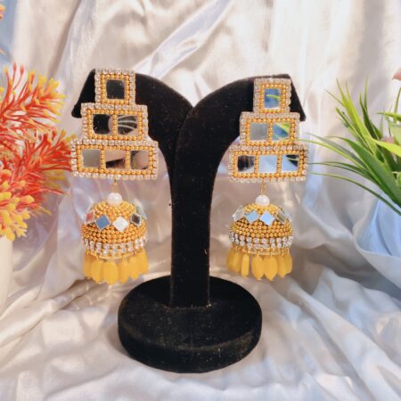 Darpana Jhumka