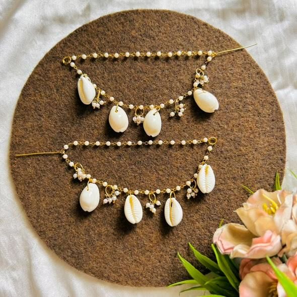 Shell Pearl Earchain