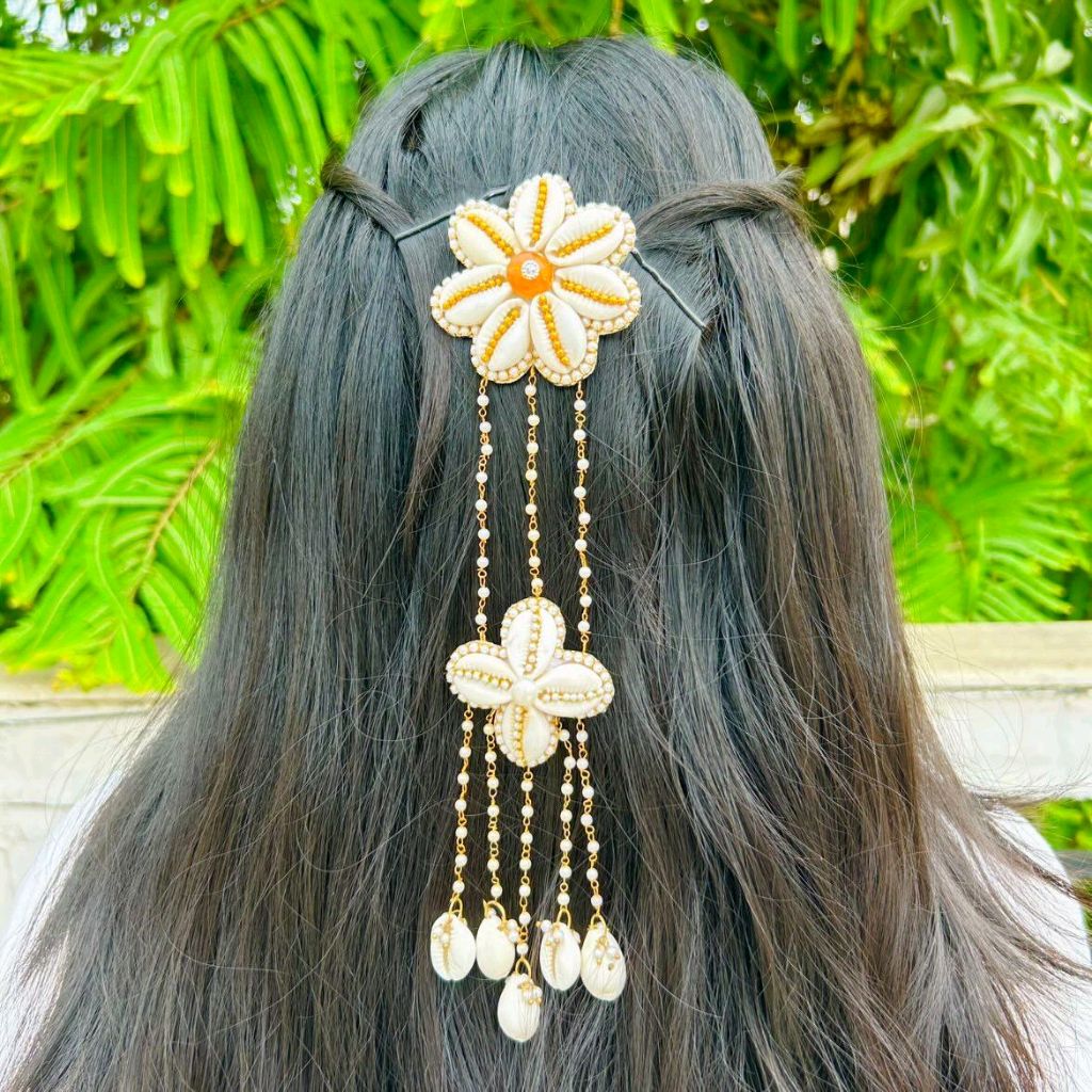 Reshami Hairpin