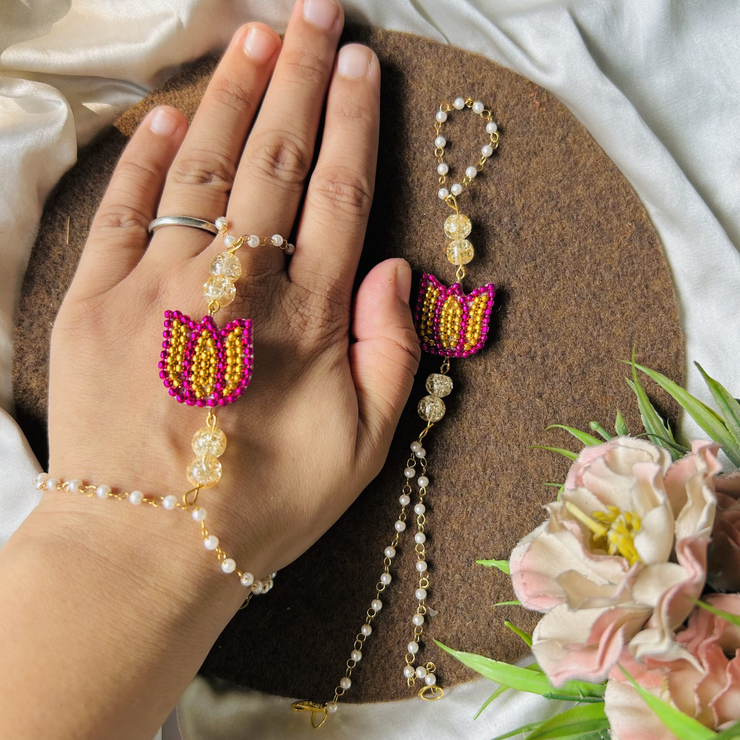 Kamal Hathphool (pair)