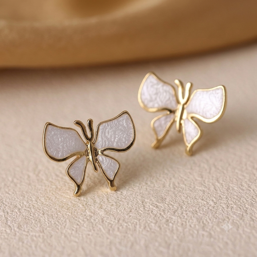 Butterfly kiss studs~ Korean style